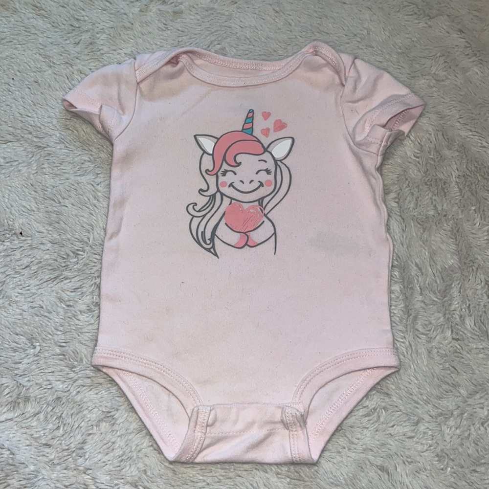 (3 for $10) rococo 6 month pink unicorn bodysuit onesie baby girl clothing 🦄